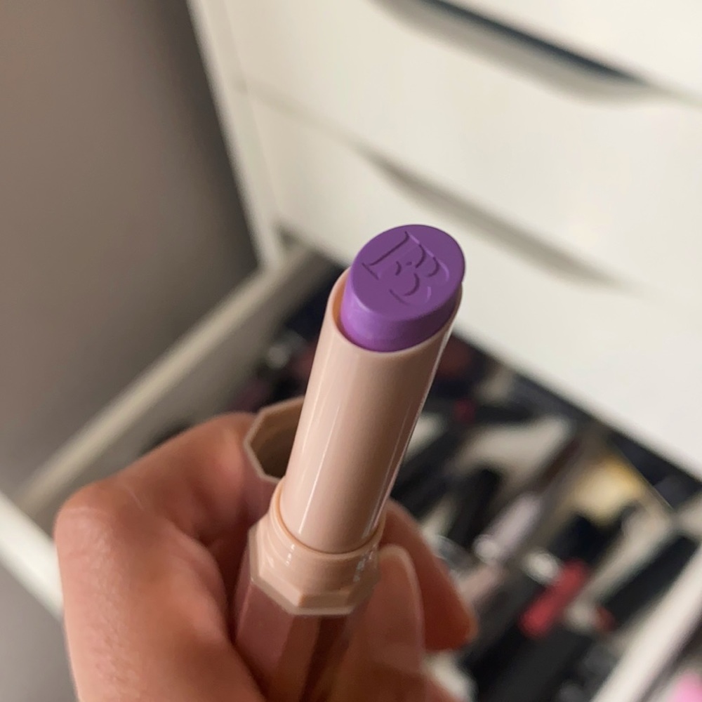 Fenty beauty mattemoiselle lipstick